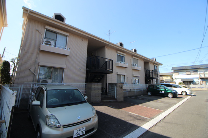 ラ・クレマイエール東林間